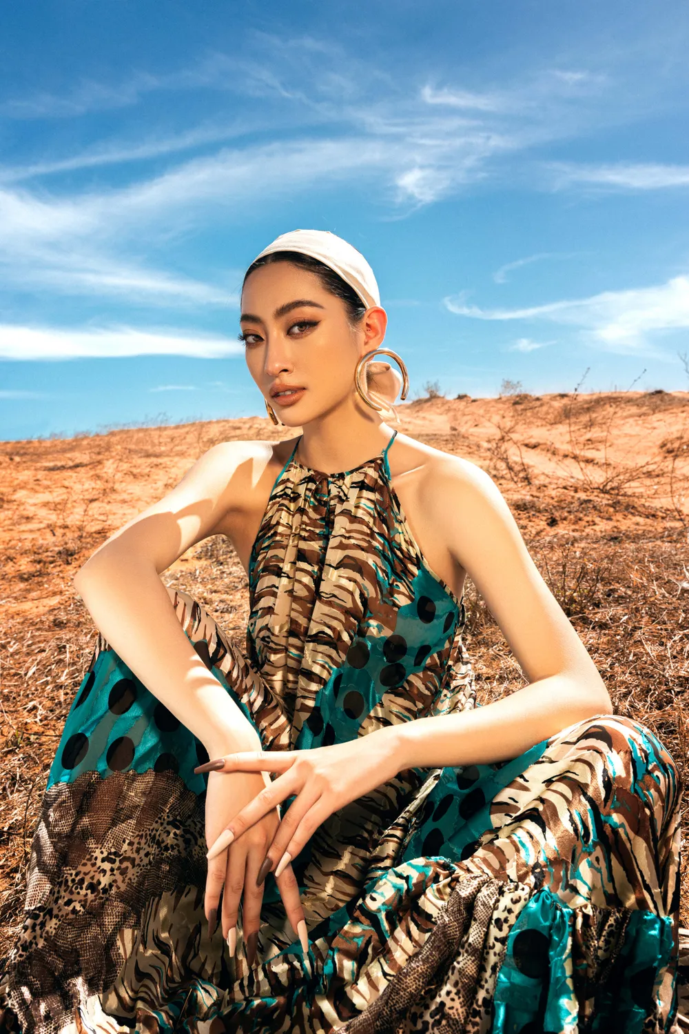 NTK Lê Thanh Hòa tung những thiết kế đầu tiên của bộ sưu tập mới ảnh 7