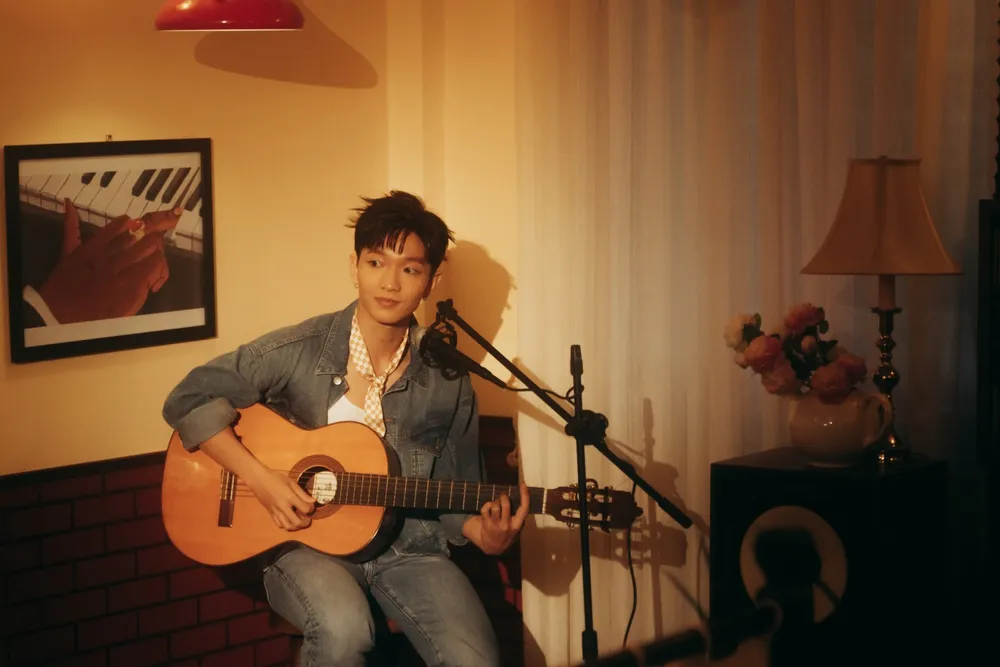 Hoàng Dũng ra mắt MV “Đôi mươi” ảnh 2