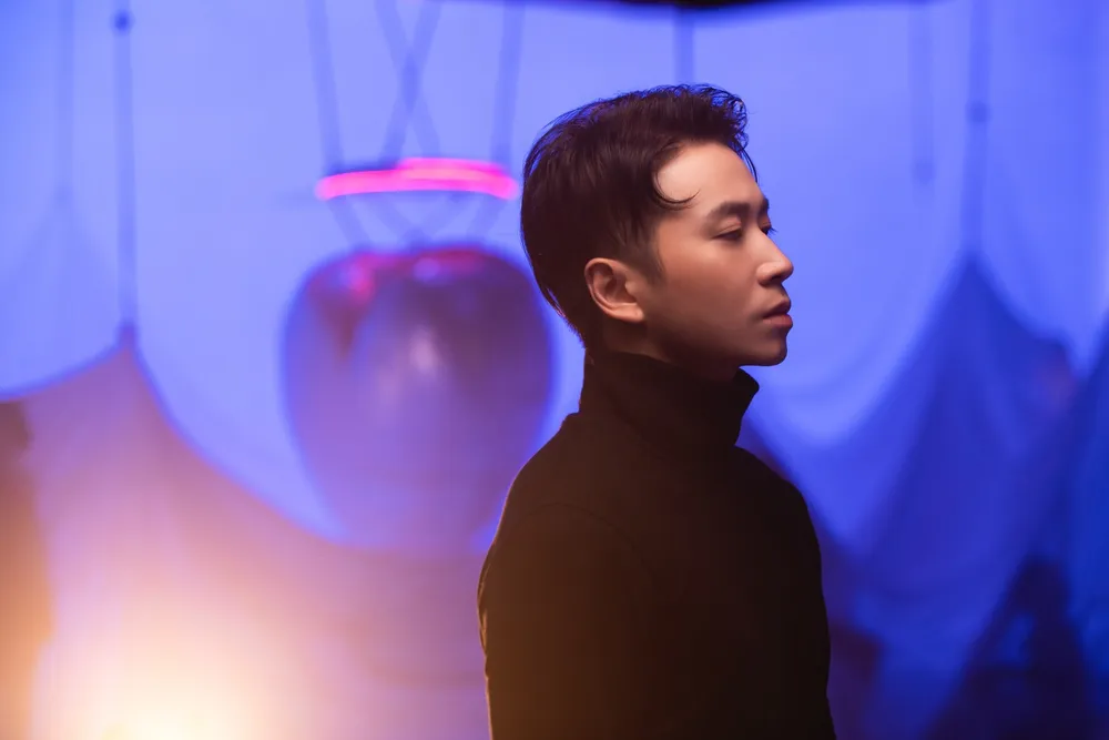 Rapper Karik tung ca khúc “Có chơi có chịu” kết hợp cùng Only C ảnh 4