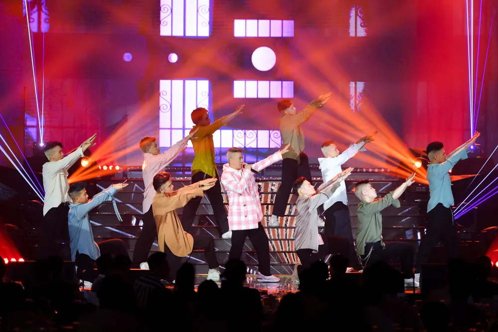 Mãn nhãn với live concert “The Portrait”, hơn 30 ca khúc được tái hiện khắc họa rõ nét về Đàm Vĩnh Hưng ảnh 4