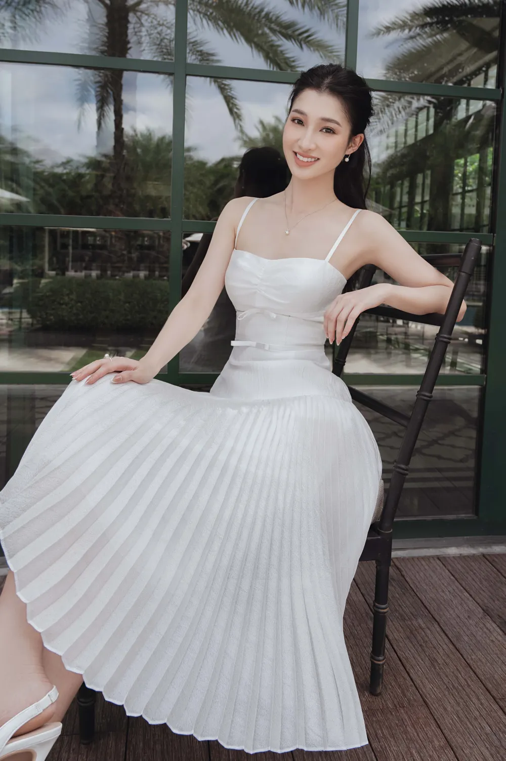 Lê Thanh Hòa giới thiệu loạt thiết kế ready to wear kết hợp với Á hậu Phương Nhi ảnh 2