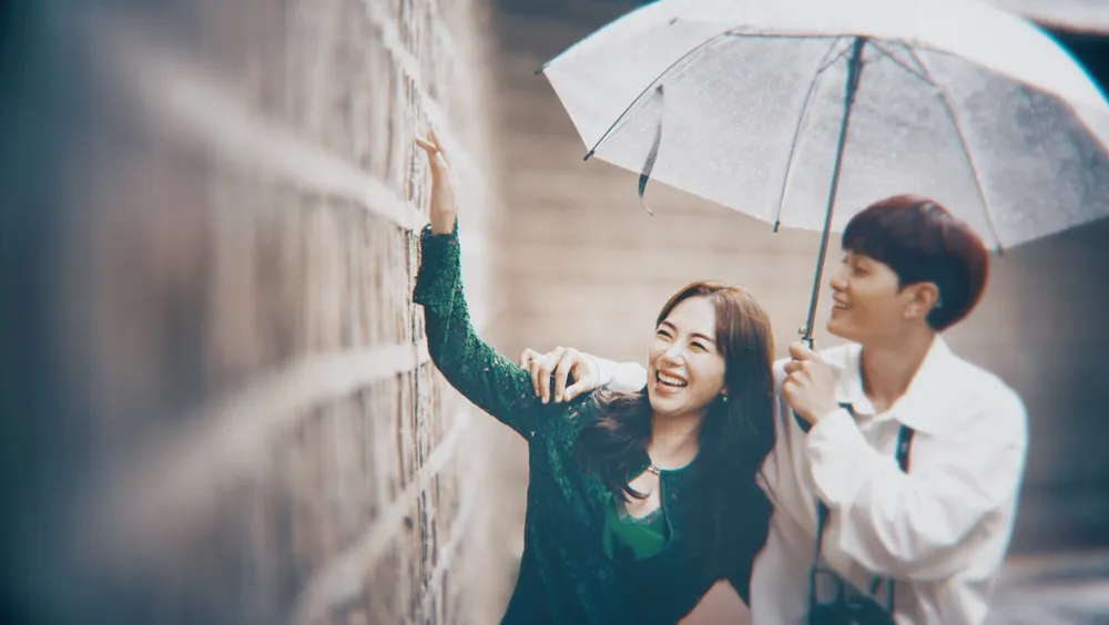 Tân binh V-pop Roy Nguyễn ra mắt khán giả Việt Nam ảnh 4 Tân binh V-pop Roy Nguyễn ra mắt khán giả Việt Nam ảnh 4