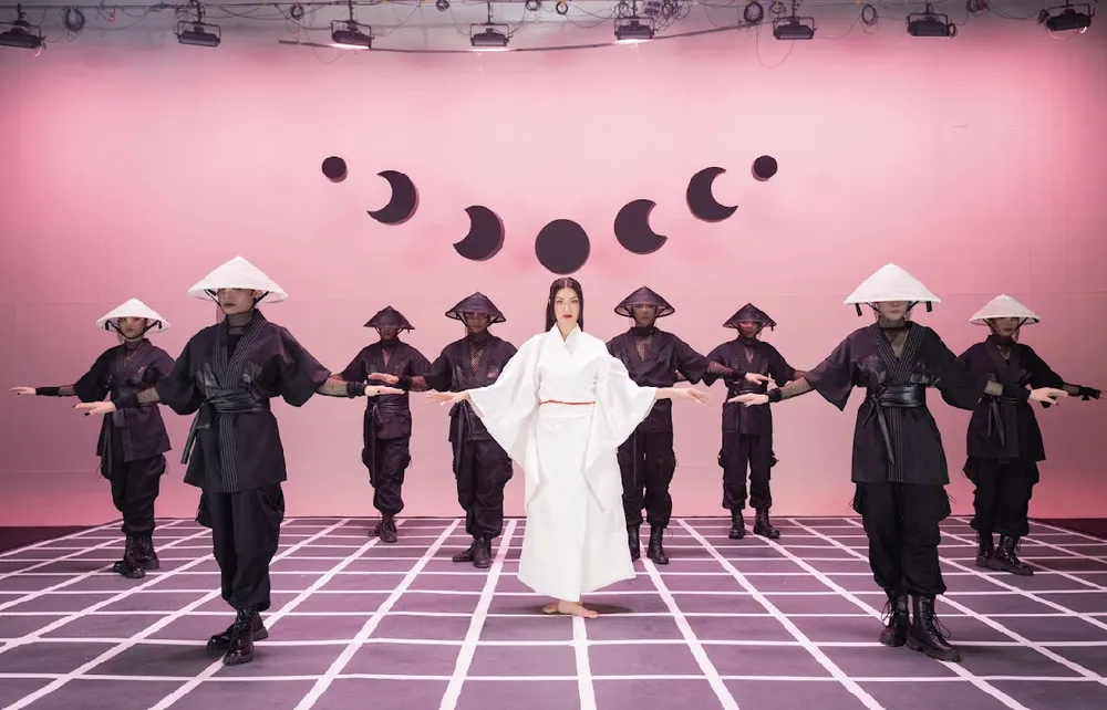 Thúy Vân ra mắt MV “Trái tim yếu đuối”, thử sức với pop dance  ảnh 3