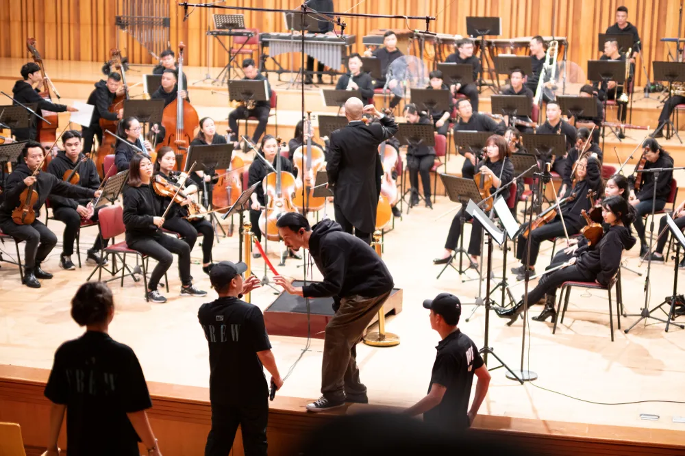 Đen tung album đầu tay “dongvui harmony”, kết hợp giữa rap, hip-hop và nhạc giao hưởng ảnh 5