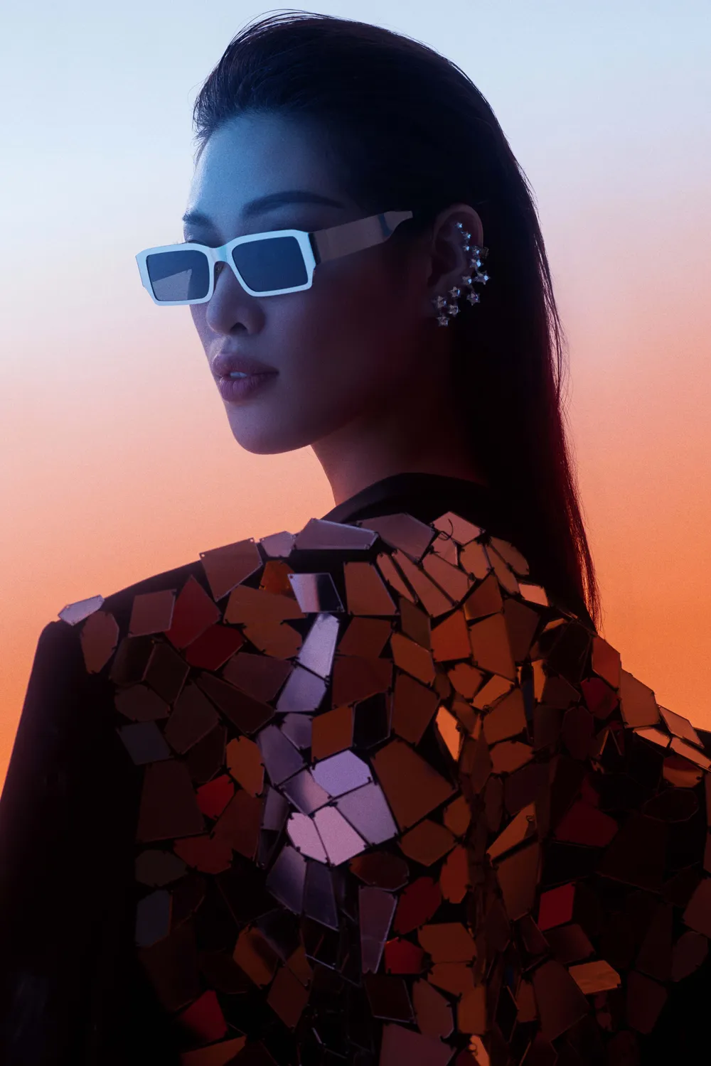 Show thời trang riêng của Khánh Vân quy tụ 4 nhà thiết kế  ảnh 1