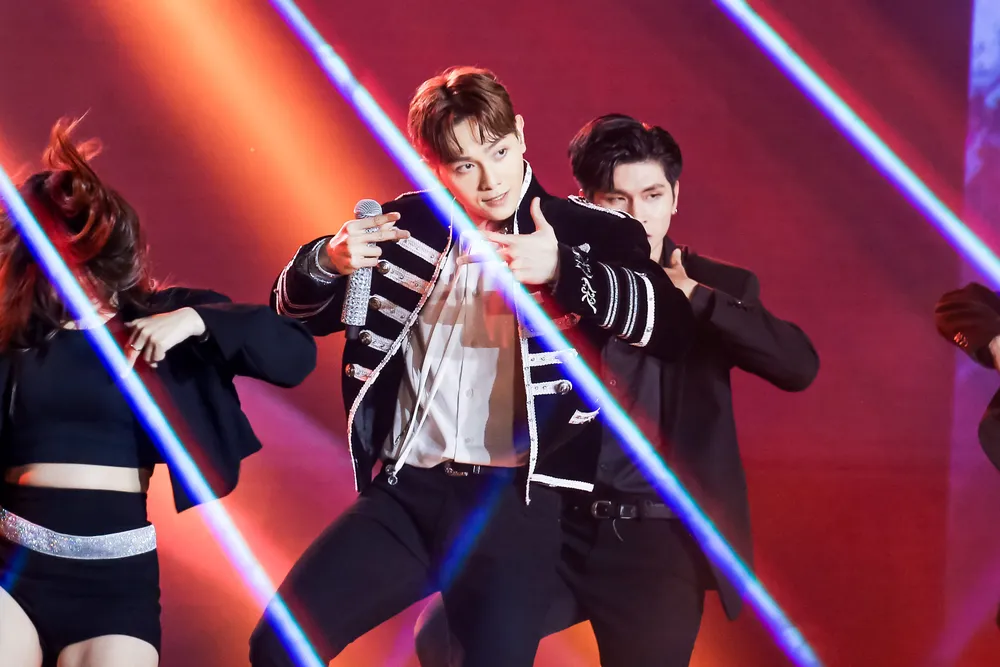 The Heroes mở màn với 4 nghệ sĩ KHOA, Annie, Hải Đăng Doo và Roy Nguyễn ảnh 5