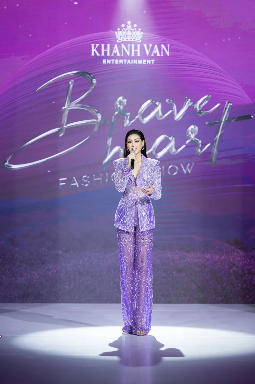 Hoa hậu Khánh Vân trong chương trình Hoa hậu Khánh Vân trong chương trình