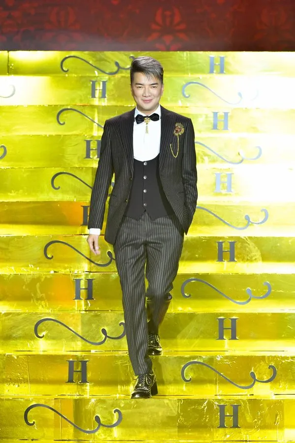 Ca sĩ Đàm Vĩnh Hưng khẳng định sẽ luôn lắng nghe, tiếp thu ý kiến và thay đổi để đưa ra sản phẩm tốt nhất