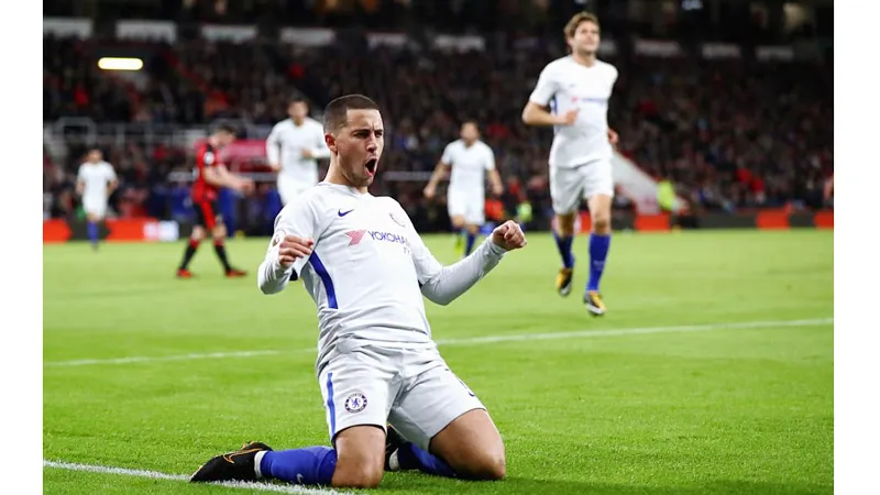 Eden Hazard giúp Chelsea trở lại tốp 4