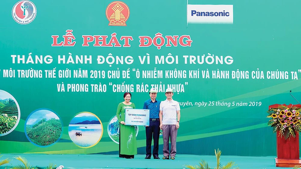 10.300 cây xanh đến với Thái Nguyên