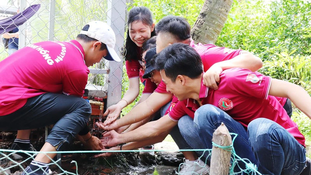 Niềm vui của thanh niên Sawaco với công trình phục vụ người dân