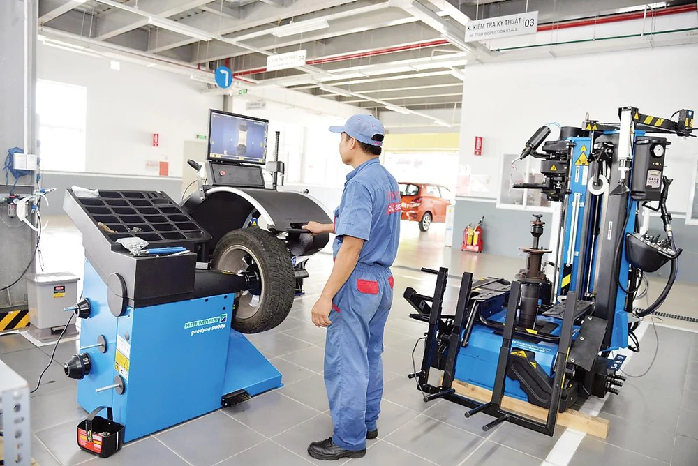 Toyota Bến Thành - 20 năm tận tâm làm “Vui lòng khách đến, vừa lòng khách đi”… ảnh 2 Toyota Bến Thành - 20 năm tận tâm làm “Vui lòng khách đến, vừa lòng khách đi”… ảnh 2