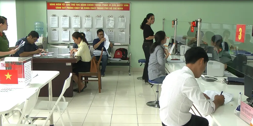 Tháo gỡ nhiều vấn đề cho doanh nghiệp ảnh 1 Tháo gỡ nhiều vấn đề cho doanh nghiệp ảnh 1