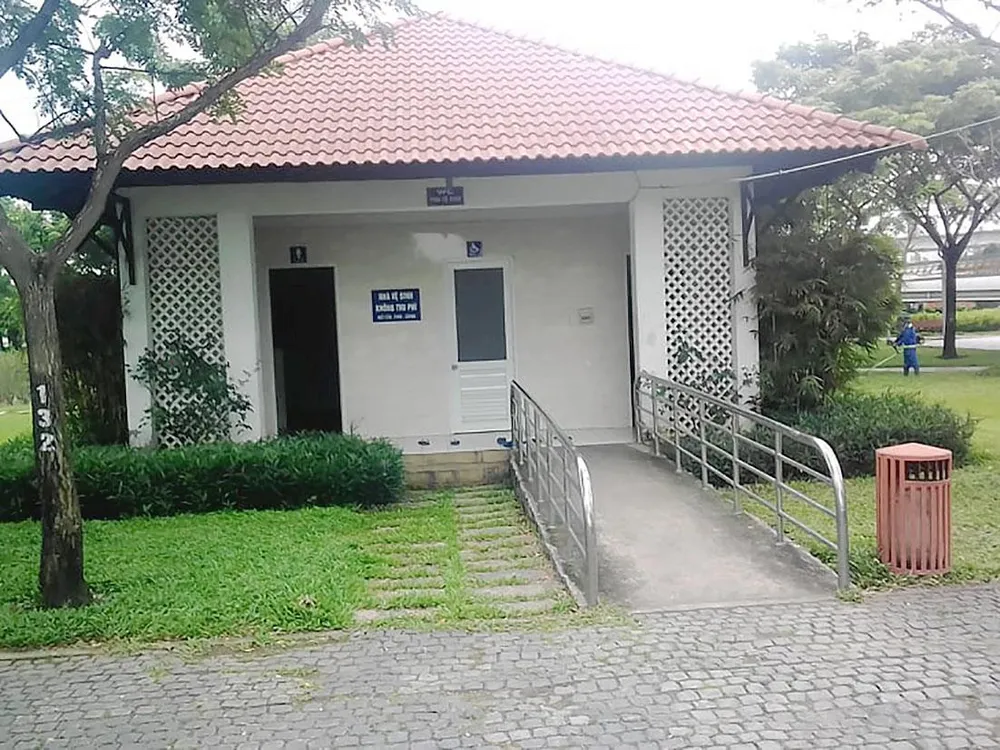 Xã hội hóa xây dựng nhà vệ sinh công cộng ảnh 1 Xã hội hóa xây dựng nhà vệ sinh công cộng ảnh 1