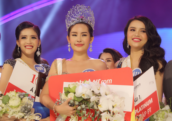 Tien Giang’s young woman wins Miss Vietnam Ocean 2017