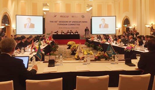 At the meeting (Photo: dangcongsan.vn)