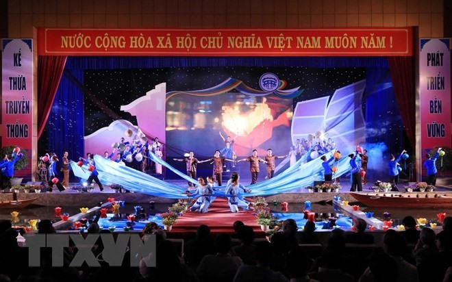 Art performance at a ceremony marking 10 years of Hoi An being the city of central Quang Nam province (Source: VNA)