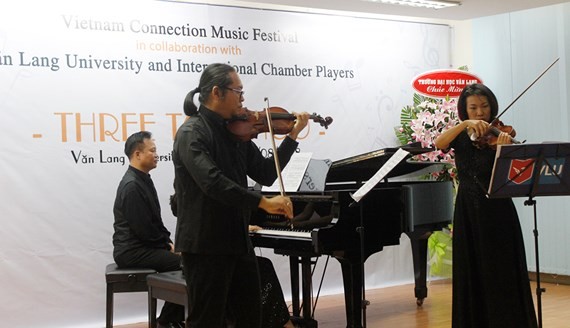 A rehearsal of a performance in the festival