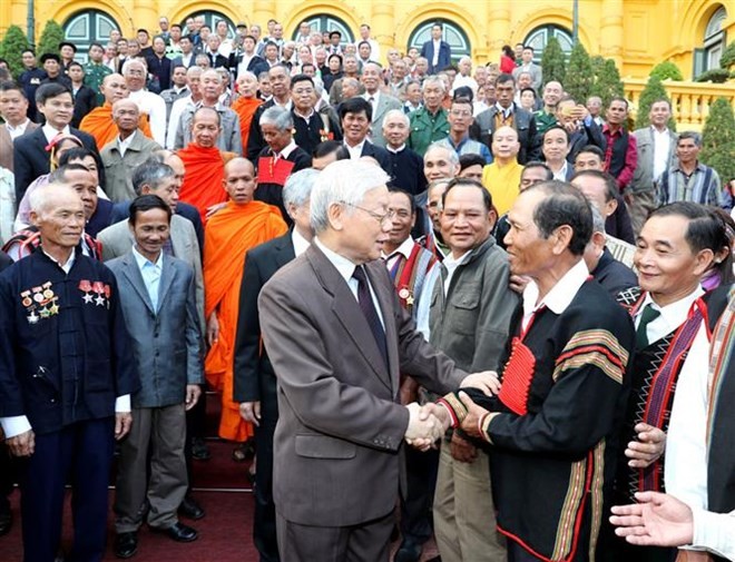 Party General Secretary and President Nguyen Phu Trong describes the elderly villagers and village leaders are the backbone of the villages. (Photo: VNA)