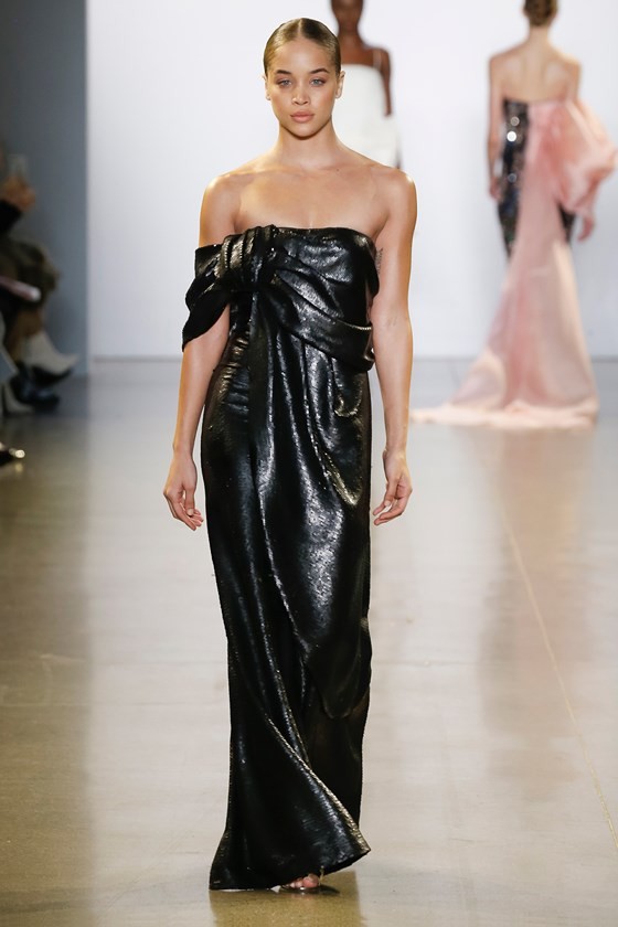 Xem BST âCuá»c dạo chÆ¡i cá»§a những vì saoâ cá»§a Công Trà tại New York Fashion Week 2019 ảnh 10
