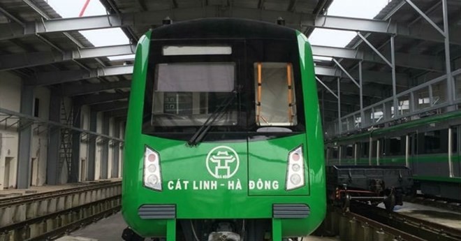 A single ticket is priced at 15,000 VND (65 US cent) for the whole metro line and 8,000 VND for each stop.(Source: bizlive.vn)