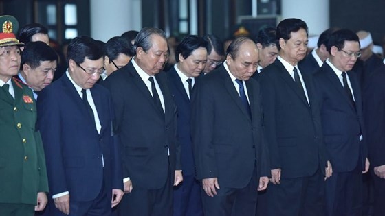 Memorial service of State funeral for former President General Le Duc Anh ảnh 32