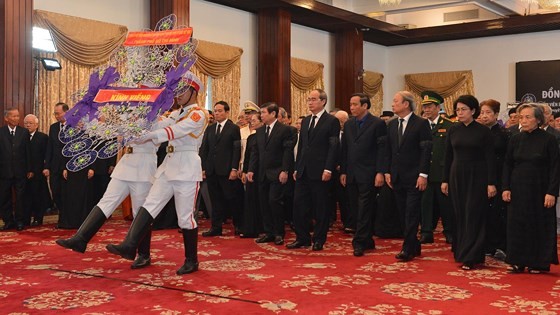 Memorial service of State funeral for former President General Le Duc Anh ảnh 53