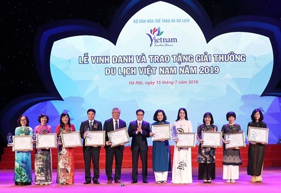 Winners of Vietnam Tourism Awards 2019 revealed ảnh 1 Winners of Vietnam Tourism Awards 2019 revealed ảnh 1