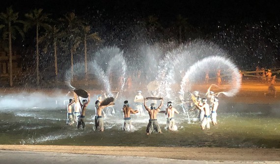 The Ky uc Hoi An (Hoi An Memories) show