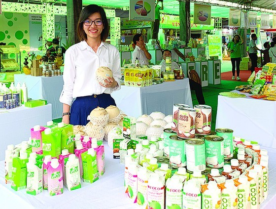 5th Ben Tre Coconut Festival opens ảnh 4 5th Ben Tre Coconut Festival opens ảnh 4