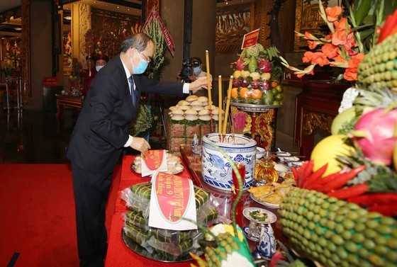 HCMC commemorates death anniversary of Hung Kings ảnh 1