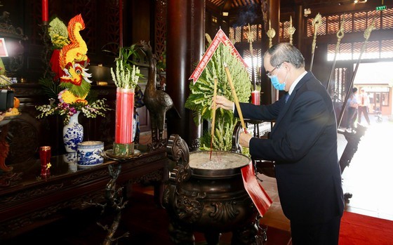 HCMC commemorates death anniversary of Hung Kings ảnh 6