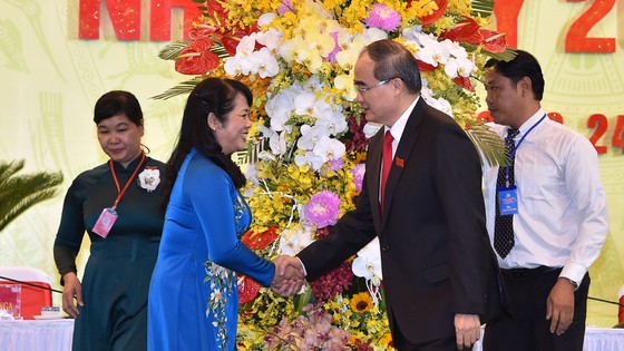 District 1 should develop into smart-safe-developed-humane place ảnh 1