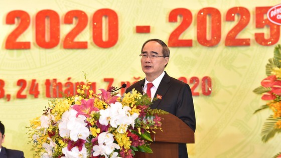 District 1 should develop into smart-safe-developed-humane place ảnh 4