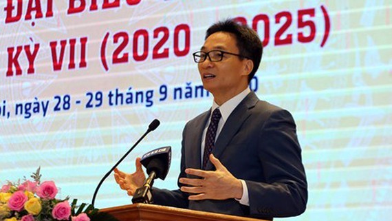 Deputy Prime Minister Vu Duc Dam speaks at the VDAA’s seventh national congress for the 2020-2025 tenure.
