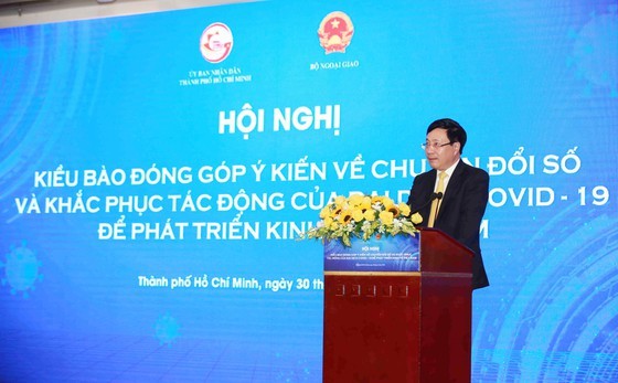 HCMC collects OVs’ opinions on digital transformation, economic development ảnh 3 HCMC collects OVs’ opinions on digital transformation, economic development ảnh 3