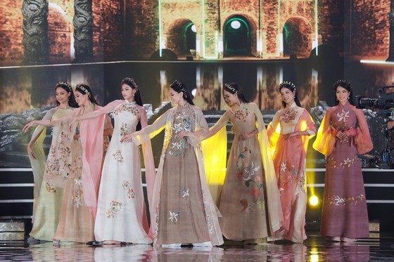 Do Thi Ha wins Miss Vietnam 2020 crown ảnh 6 Do Thi Ha wins Miss Vietnam 2020 crown ảnh 6