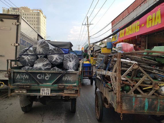 Non-motorized vechicles to be banned from driving through city center