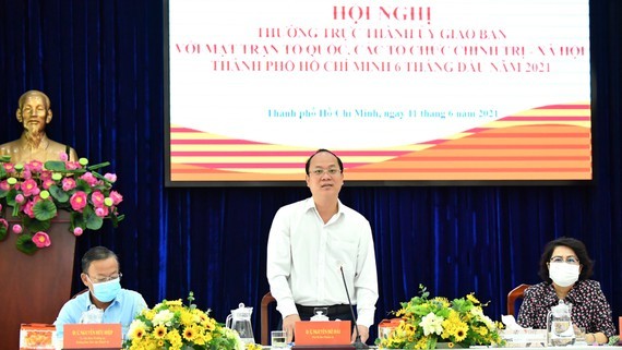 Vice Secretary of the municipal Party’s Committee Nguyen Ho Hai speaks at the conference. (Photo: SGGP)