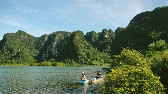 Exhibition presents Vietnamese famous filming locations ảnh 1 Exhibition presents Vietnamese famous filming locations ảnh 1