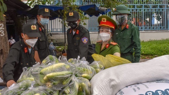 HCMC establishes steering committee for economic recovery, Covid-19 prevention ảnh 1 HCMC establishes steering committee for economic recovery, Covid-19 prevention ảnh 1