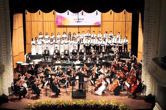 Saigon Choir receives Gold award at World Choir Games 2021 ảnh 1 Saigon Choir receives Gold award at World Choir Games 2021 ảnh 1