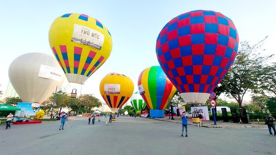 Tet comes around corner of HCMC ảnh 5 Tet comes around corner of HCMC ảnh 5