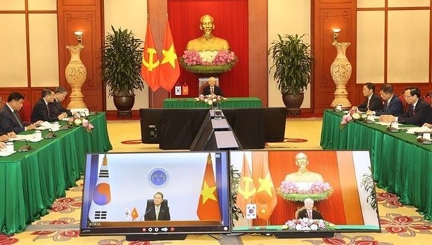 Party leader holds online talks with RoK President ảnh 1 Party leader holds online talks with RoK President ảnh 1
