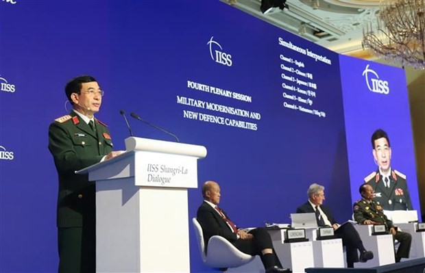 Strengthening national defense capacity to safeguard Fatherland, peace: minister ảnh 1 Strengthening national defense capacity to safeguard Fatherland, peace: minister ảnh 1