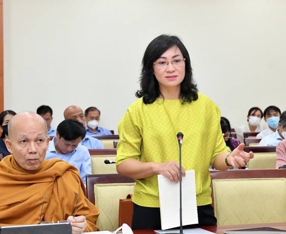 Deputies concern with pandemic pushing needy people into extreme poverty ảnh 3 Deputies concern with pandemic pushing needy people into extreme poverty ảnh 3