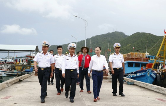 HCMC’s delegation visits Nam Du, Hon Chuoi islands ảnh 1 HCMC’s delegation visits Nam Du, Hon Chuoi islands ảnh 1