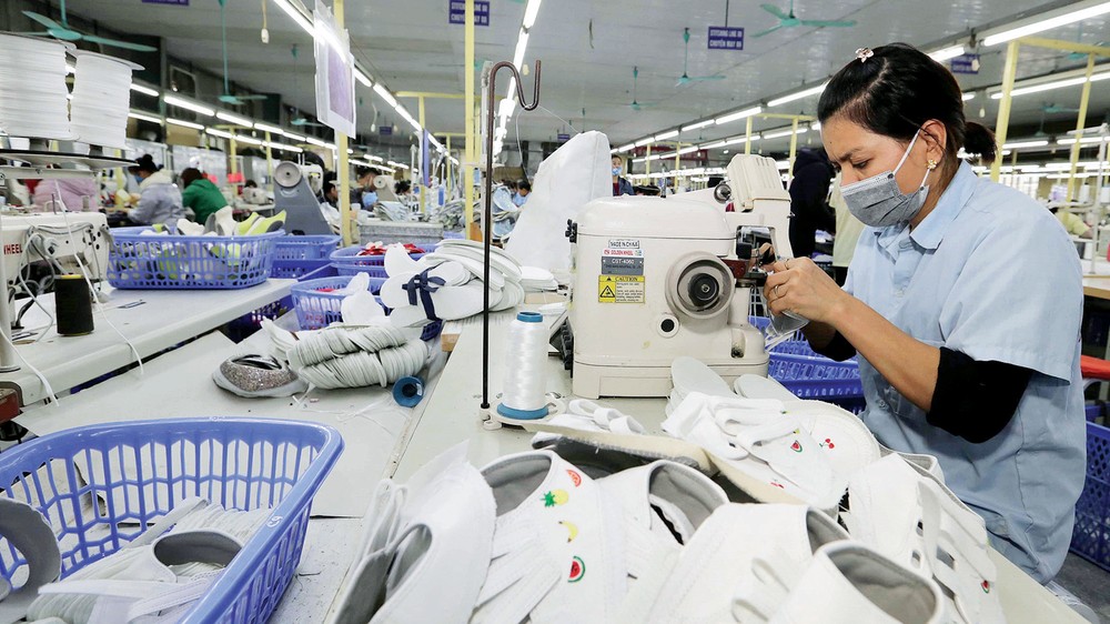 Garment, textile, footwear industries face declining in orders ảnh 2 Garment, textile, footwear industries face declining in orders ảnh 2