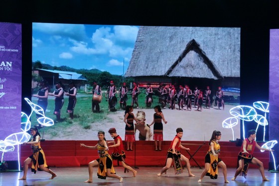 18th Festival of Folk Dances and Singing opens in HCMC ảnh 7 18th Festival of Folk Dances and Singing opens in HCMC ảnh 7
