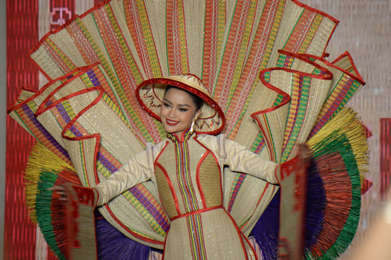 The design titled Chieu Ca Mau (Ca Mau sedge mat) by Nguyen Quoc Viet